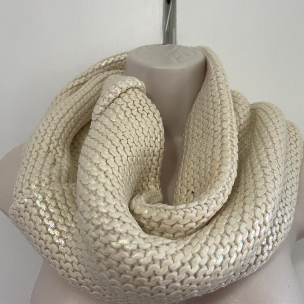 BCBG scarf